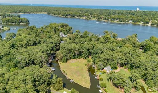 Photo #5 of 1519 Duke of Windsor Road, Virginia Beach, Virginia 1.3 acres