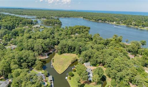 Photo #6 of 1519 Duke of Windsor Road, Virginia Beach, Virginia 1.3 acres
