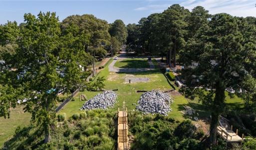 Photo #33 of 803 Riverside Drive, Newport News, Virginia 0.9 acres