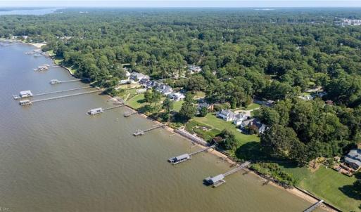 Photo #6 of 803 Riverside Drive, Newport News, Virginia 0.9 acres