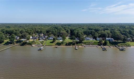Photo #7 of 803 Riverside Drive, Newport News, Virginia 0.9 acres
