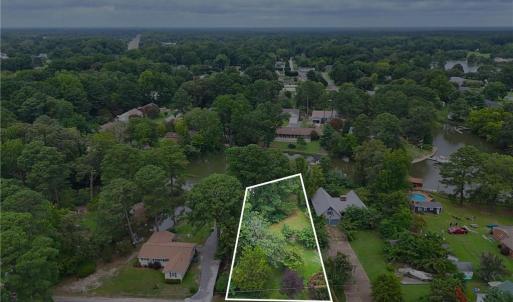 Photo #3 of 7753 Jordan Road, Gloucester Point, Virginia 0.3 acres