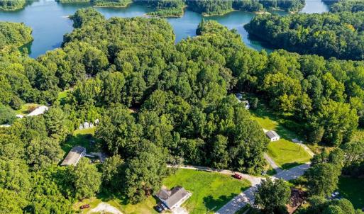 Photo #10 of 2952 Chickahominy Road, Toano, Virginia 2.1 acres