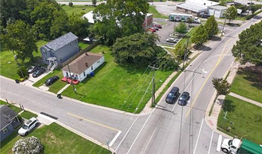 Corner lot, cleared