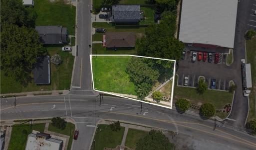 Corner lot, cleared