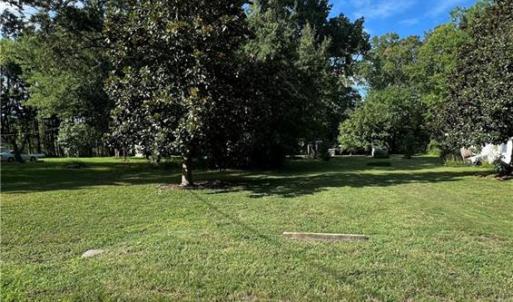 Photo #2 of 1464 North River Road, Bohannon, Virginia 0.8 acres