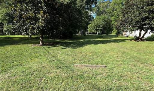 Photo #5 of 1464 North River Road, Bohannon, Virginia 0.8 acres