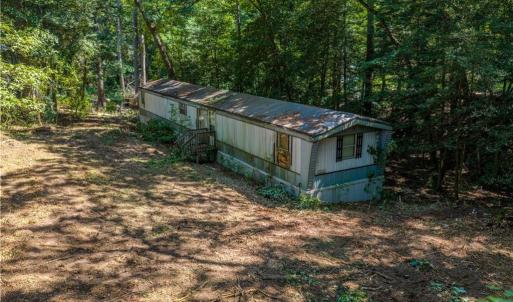 Photo #5 of 166 Barricks Mill Road, Topping, Virginia 0.5 acres