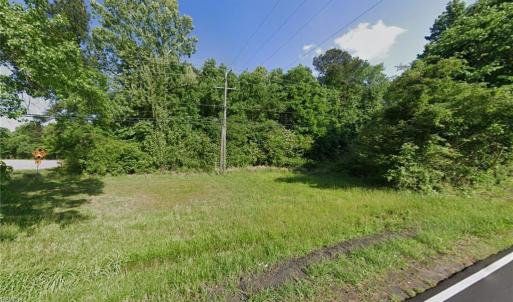 Photo #3 of 385 Kenyon Road, Suffolk, Virginia