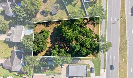 Photo #11 of 1828 Holland Road, Suffolk, Virginia 0.5 acres