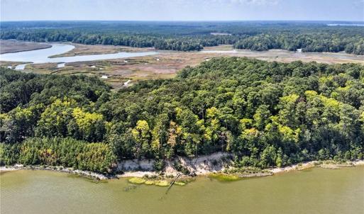 Photo #1 of 270 Lawnes Neck Drive, Smithfield, Virginia 5.0 acres
