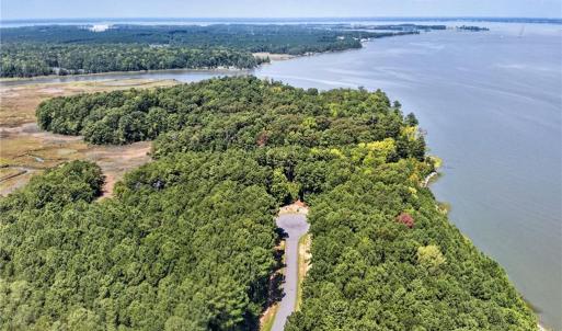 Photo #6 of 270 Lawnes Neck Drive, Smithfield, Virginia 5.0 acres