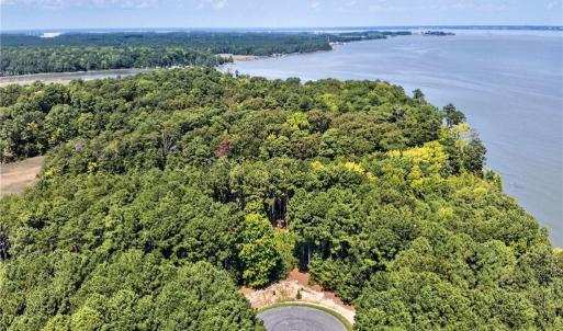 Photo #8 of 270 Lawnes Neck Drive, Smithfield, Virginia 5.0 acres