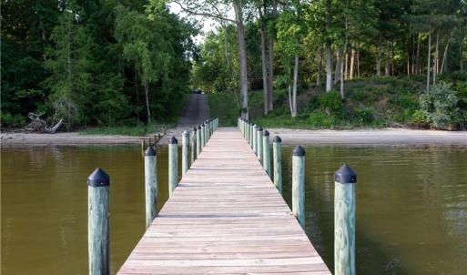 Community Pier
