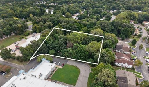 Photo #2 of 2970 Hampton Highway, Yorktown, Virginia 1.8 acres