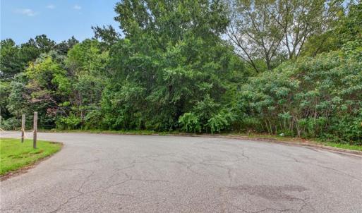 Photo #12 of 2970 Hampton Highway, Yorktown, Virginia 1.8 acres