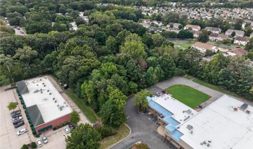 Photo #6 of 2970 Hampton Highway, Yorktown, Virginia 1.8 acres