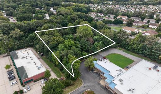 Photo #7 of 2970 Hampton Highway, Yorktown, Virginia 1.8 acres