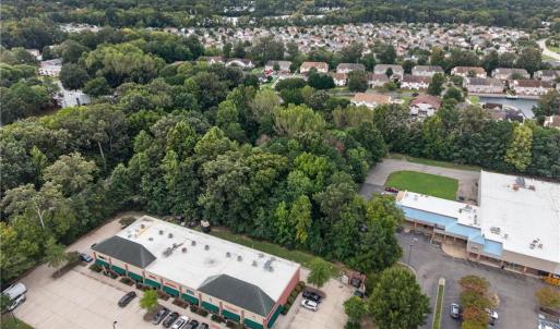 Photo #8 of 2970 Hampton Highway, Yorktown, Virginia 1.8 acres
