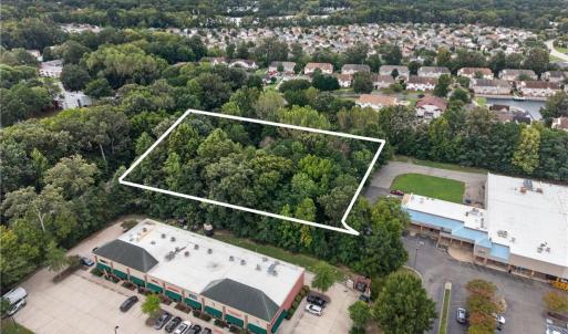 Photo #9 of 2970 Hampton Highway, Yorktown, Virginia 1.8 acres