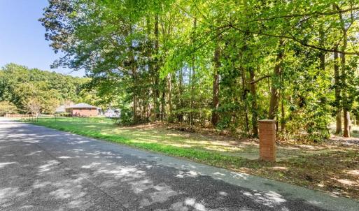 Photo #2 of 42 Scufflefield Road, Newport News, Virginia 2.1 acres