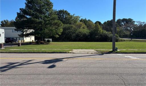 Photo #10 of 252 Carolina Avenue, Suffolk, Virginia 0.4 acres