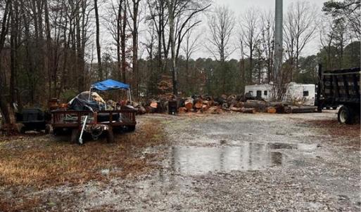 Photo #6 of 17247 Warwick Boulevard, Newport News, Virginia 2.2 acres