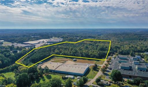 Photo #3 of 465/01 Turner, Mayodan, NC 86.1 acres