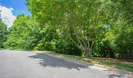 Photo #6 of 3504 Shaker, Greensboro, NC 3.0 acres