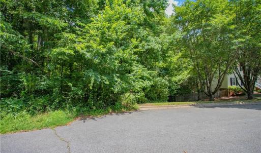 Photo #4 of 3504 Shaker, Greensboro, NC 3.0 acres
