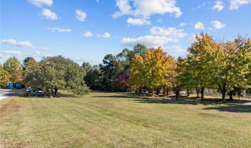 Photo #9 of 3855 Battleground, Greensboro, NC 2.1 acres