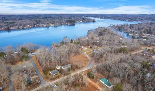 Photo #5 of 111 Waterway, Lexington, NC 0.6 acres