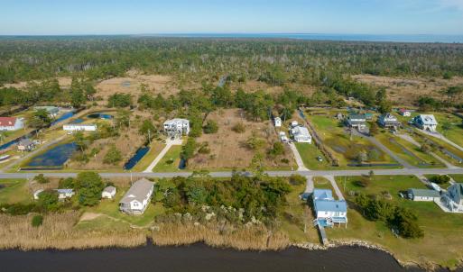 Photo #3 of 172 Bayview Drive, Stumpy Point, NC