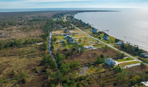 Photo #15 of 172 Bayview Drive, Stumpy Point, NC