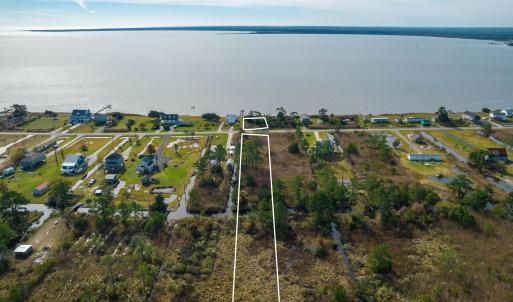 Photo #18 of 172 Bayview Drive, Stumpy Point, NC