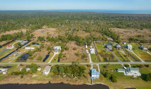 Photo #25 of 172 Bayview Drive, Stumpy Point, NC