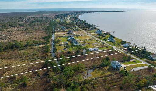 Photo #1 of 172 Bayview Drive, Stumpy Point, NC