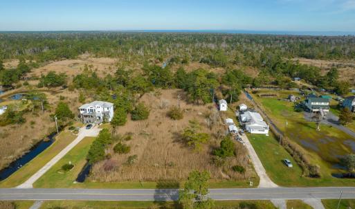 Photo #2 of 170 Bayview Drive, Stumpy Point, NC