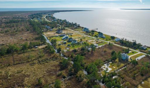 Photo #13 of 170 Bayview Drive, Stumpy Point, NC