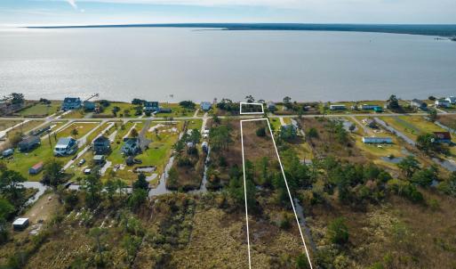 Photo #16 of 170 Bayview Drive, Stumpy Point, NC