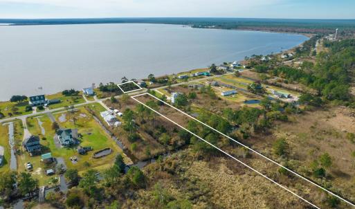 Photo #18 of 170 Bayview Drive, Stumpy Point, NC