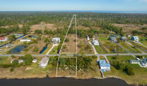 Photo #3 of 170 Bayview Drive, Stumpy Point, NC