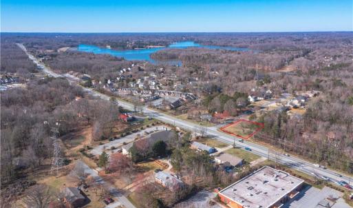 Photo #4 of 2301 Eastchester, High Point, NC 0.6 acres