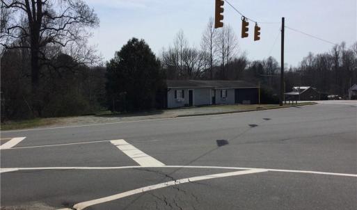 Photo #5 of 4105 Old Hillsborough, Mebane, NC 2.0 acres