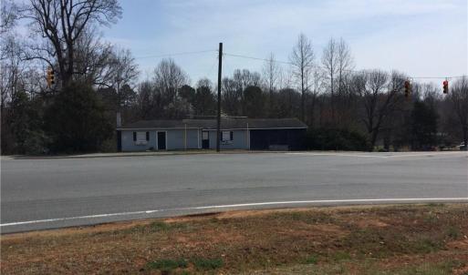 Photo #4 of 4105 Old Hillsborough, Mebane, NC 2.0 acres