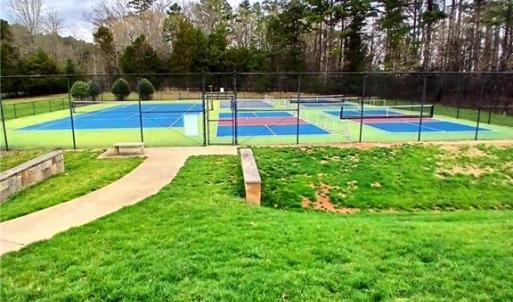 Tennis/Pickleball Courts