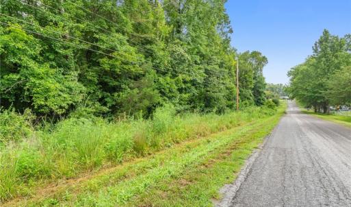 Photo #11 of 3601 Parnell, Greensboro, NC 0.6 acres