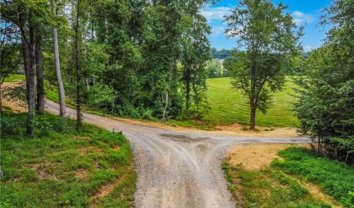 Right turn onto the 9.010 acre tract!!!