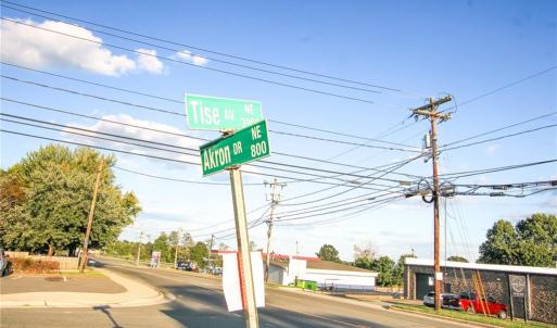 Photo #5 of 731 Akron, Winston-Salem, NC 0.7 acres
