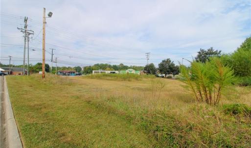Photo #9 of 3300 Main, High Point, NC 0.3 acres